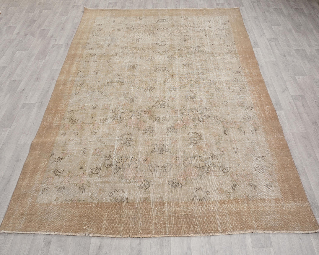 Faded Oushak Rug 6' 11" x 9' 11" | No. VR57638