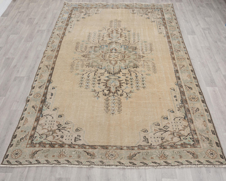 Oushak Rug 6' 4" x 9' 4" | No. VR15735