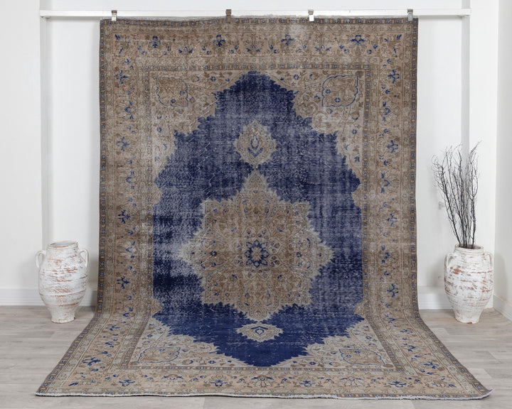 Blue Oushak Rug 7' 4" x 10' 8" | No. VR99609