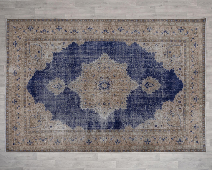 Blue Oushak Rug 7' 4" x 10' 8" | No. VR99609