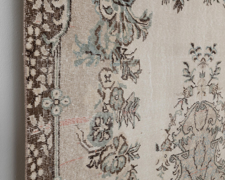 Beige Oushak Rug 5' 11" x 9' 5" | No. VR58669