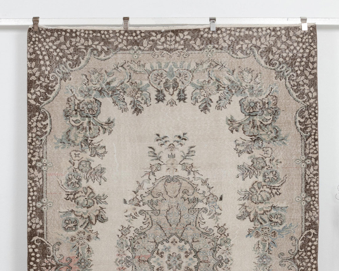 Beige Oushak Rug 5' 11" x 9' 5" | No. VR58669