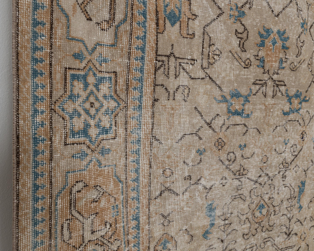 Beige Oushak Rug 6' 11" x 10' 1" | No. VR80530