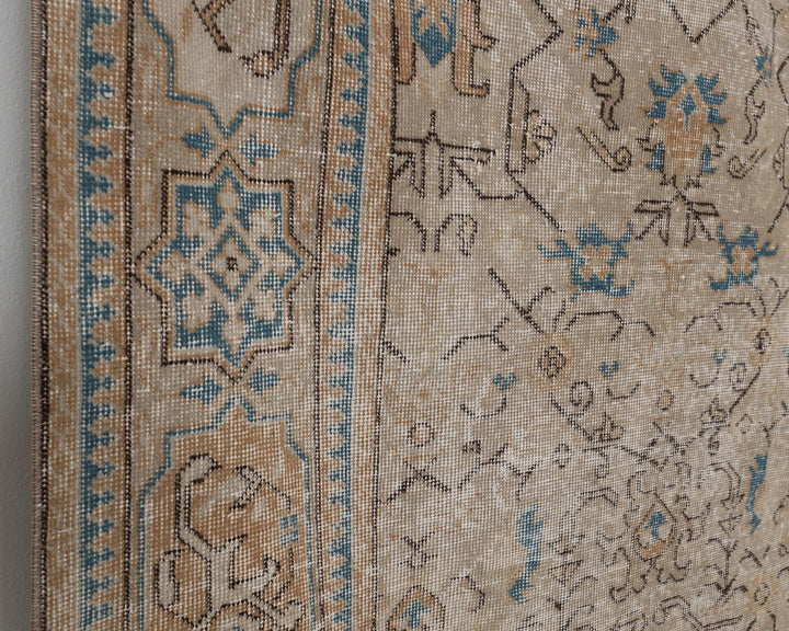 Beige Oushak Rug 6' 11" x 10' 1" | No. VR80530