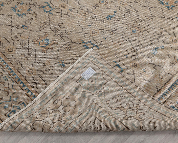 Beige Oushak Rug 6' 11" x 10' 1" | No. VR80530
