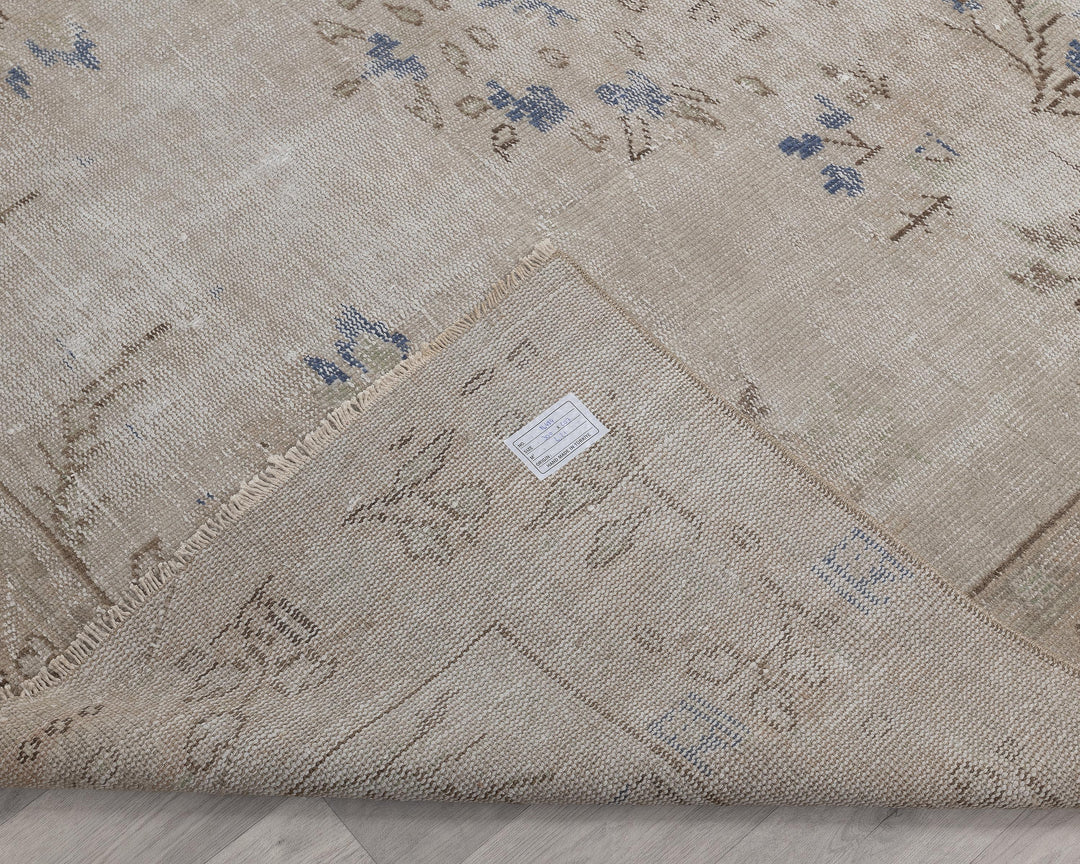 Faded Oushak Rug 6' 11" x 9' 10" | No. VR59939