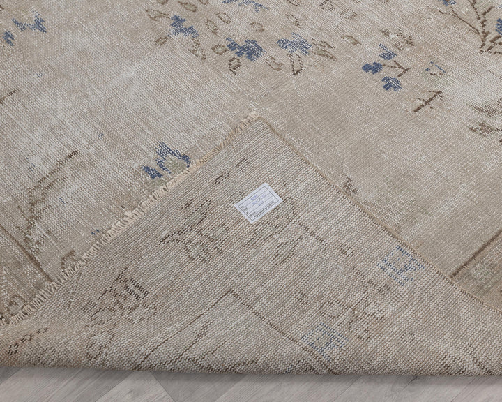 Faded Oushak Rug 6' 11" x 9' 10" | No. VR59939