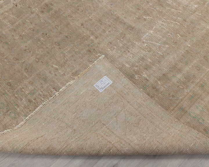 Beige Oushak Rug 6' 7" x 9' 7" | No. VR41095