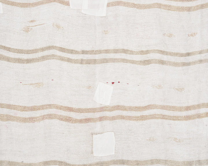 White Kilim Rug 5' 11" x 9' | No. VR56817