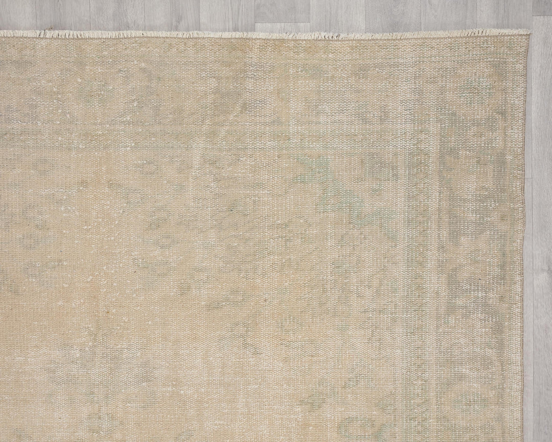 Beige Oushak Rug 6' 3" x 10' 4" | No. VR58019