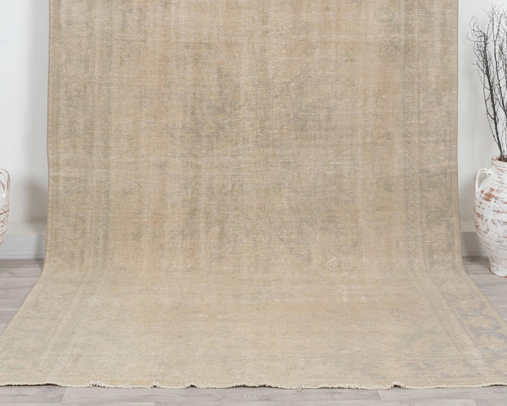 Beige Oushak Rug 6' 3" x 10' 4" | No. VR58019