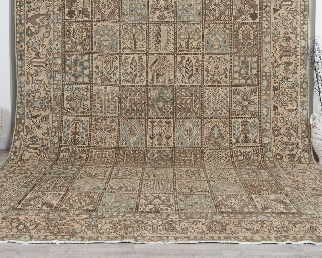 Neutral Oushak Rug 9' 8" x 11' 7" | No. VR32672