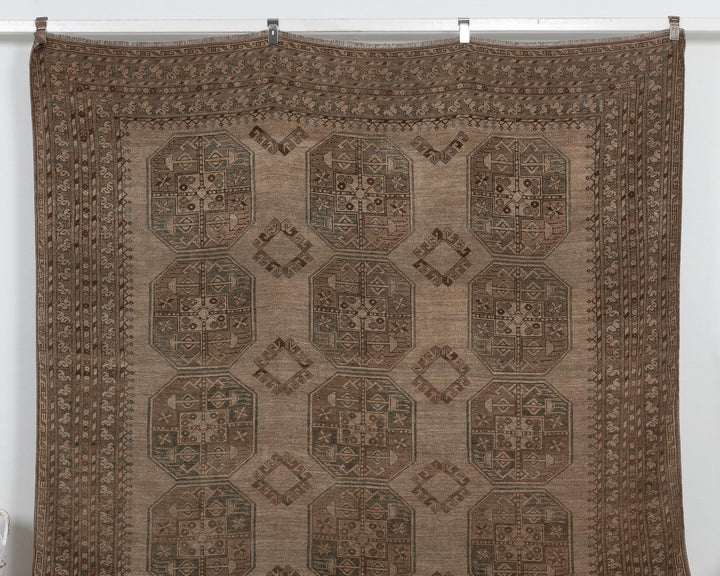 Brown Oushak Rug 7' 7" x 10' | No. VR20579