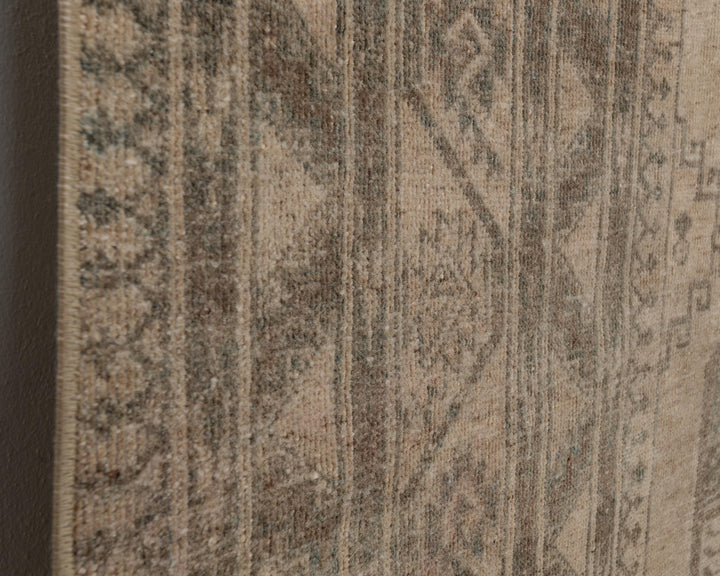 Faded Oushak Rug 7' 8" x 9' 10" | No. VR87590