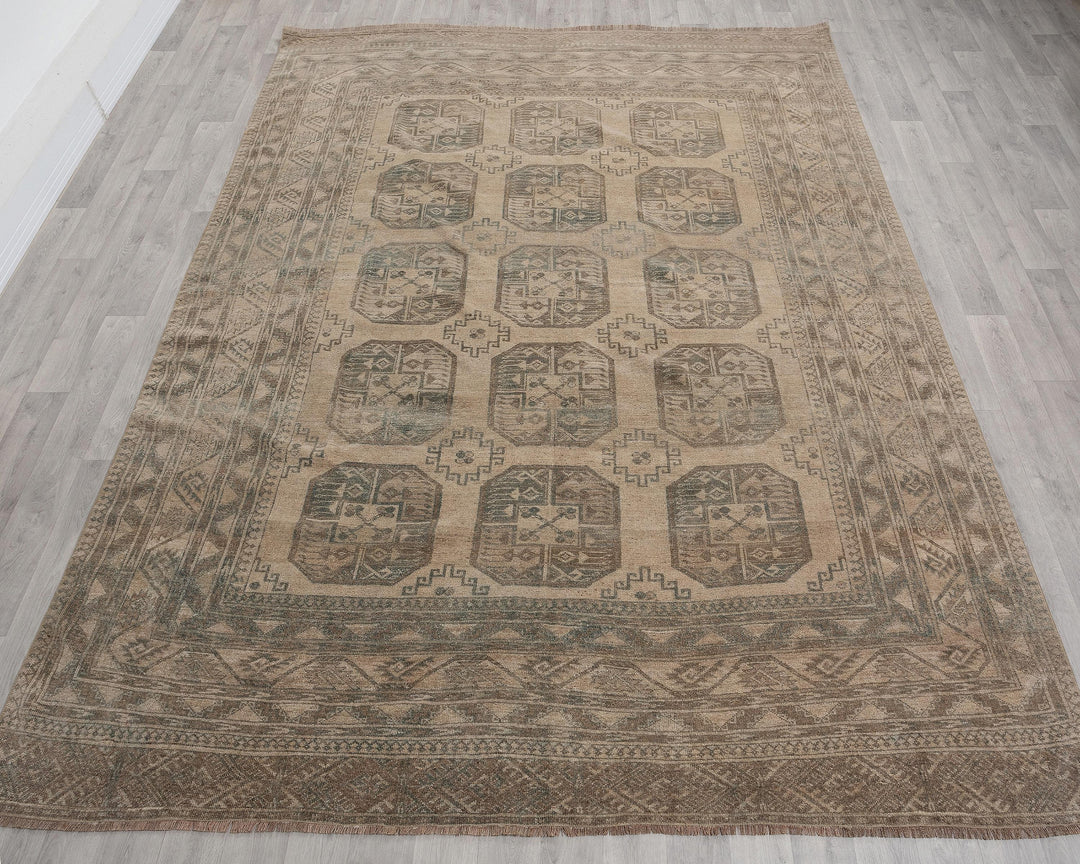 Faded Oushak Rug 7' 8" x 9' 10" | No. VR87590