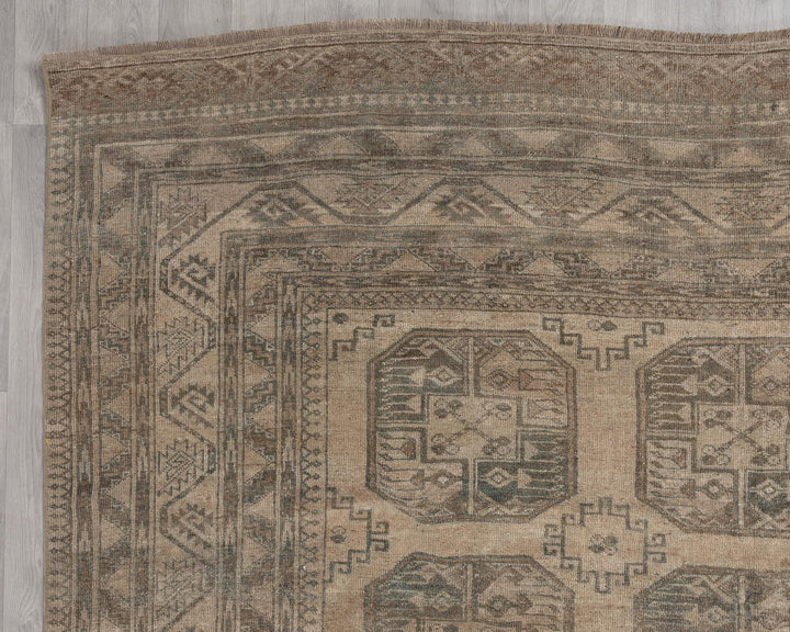 Faded Oushak Rug 7' 8" x 9' 10" | No. VR87590