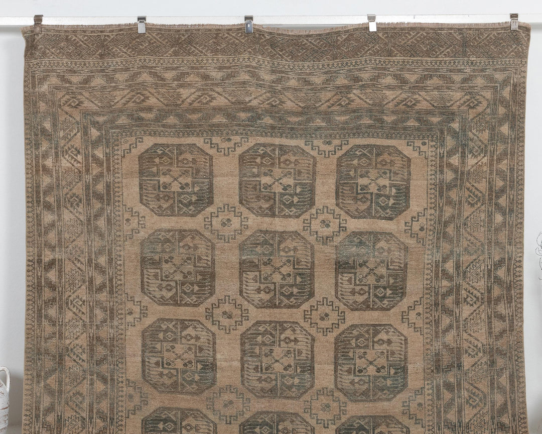 Faded Oushak Rug 7' 8" x 9' 10" | No. VR87590