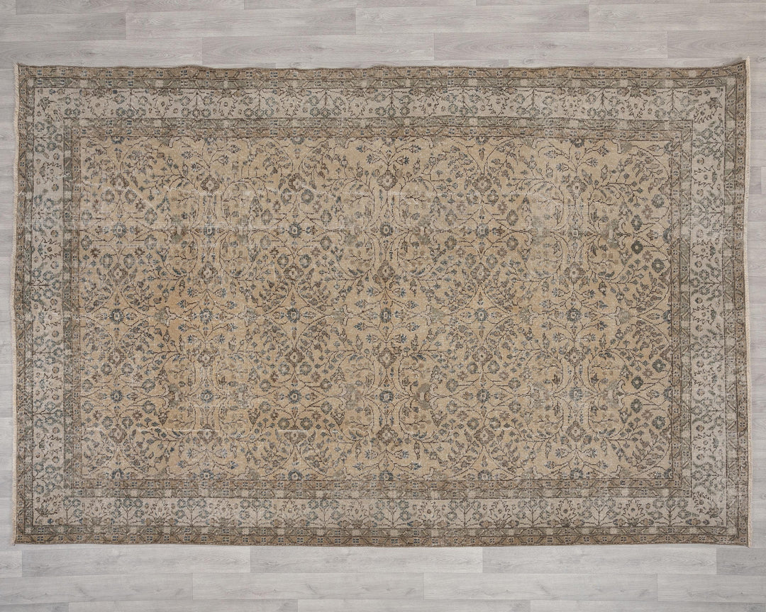 Beige Oushak Rug 7' 2" x 10' 4" | No. VR87045