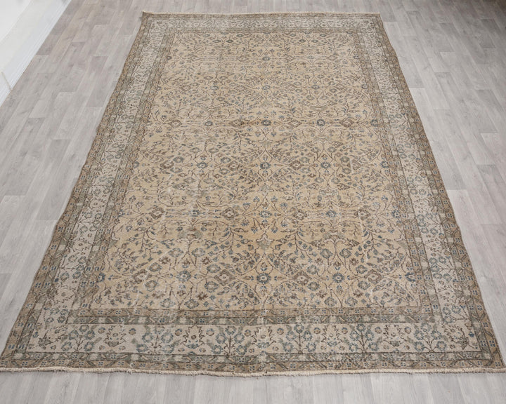 Beige Oushak Rug 7' 2" x 10' 4" | No. VR87045