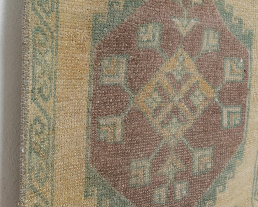 Beige Oushak Rug 1' 8" x 3' 3" | No. VR88447