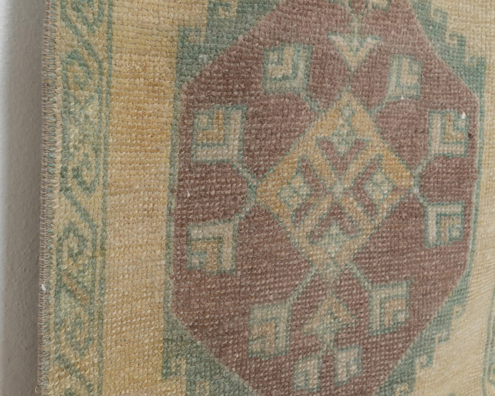Beige Oushak Rug 1' 8" x 3' 3" | No. VR88447