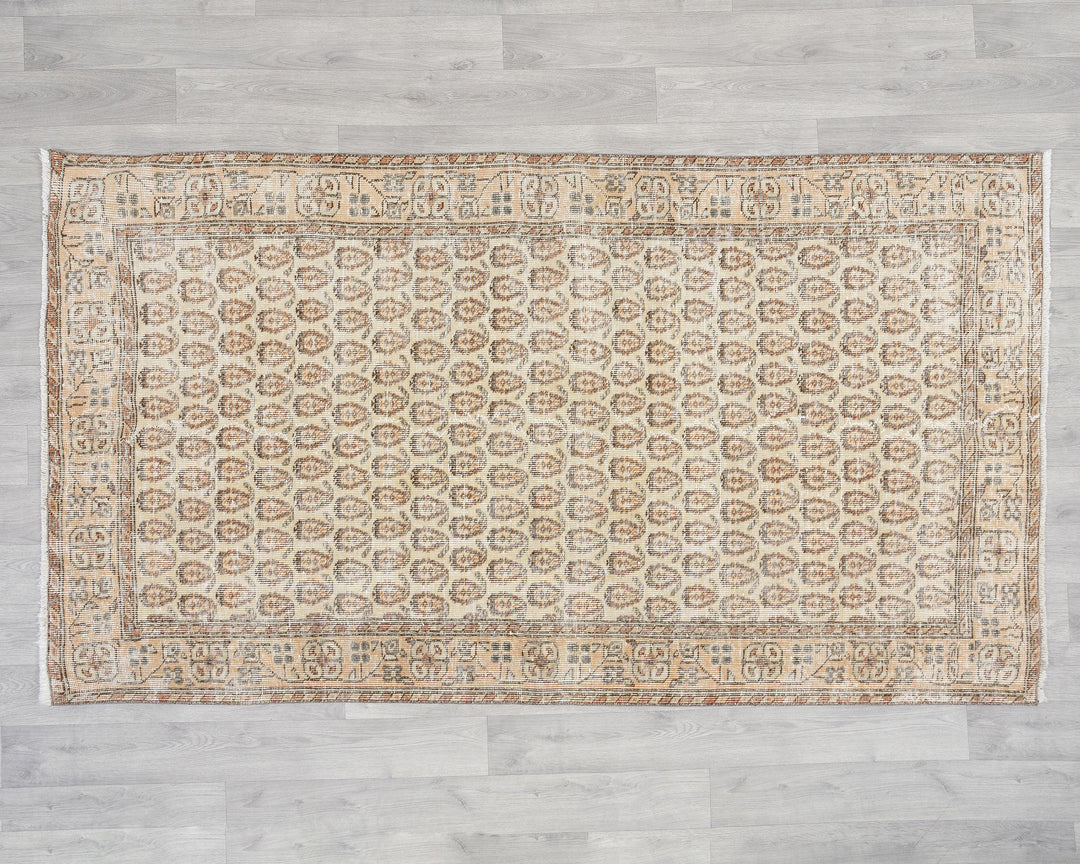 Beige Oushak Rug 3' 9" x 6' 9" | No. VR95565