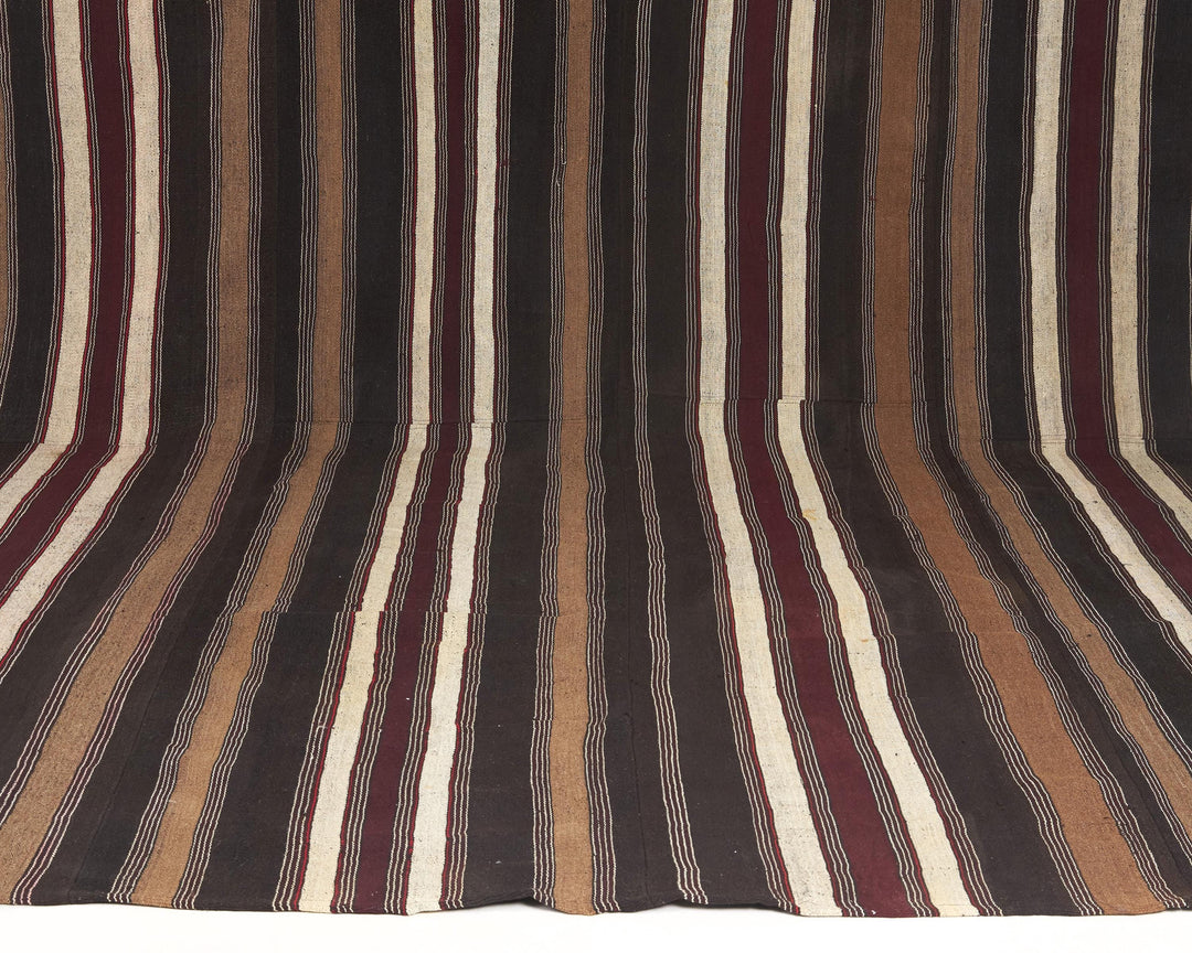 Kilim Rug 9' 2" x 13' | No. VR93927