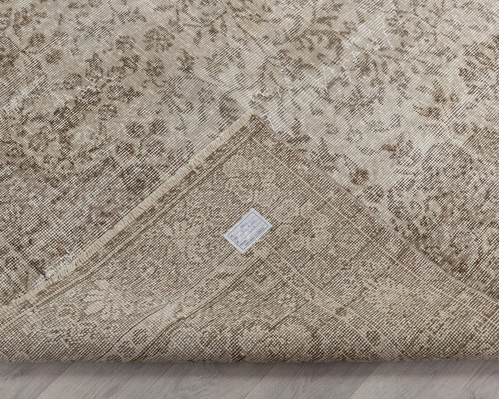 Beige Oushak Rug 7' x 10' | No. VR71340