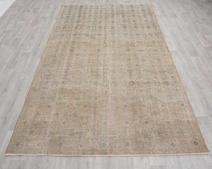 Faded Oushak Rug 5' 7" x 9' | No. VR79628