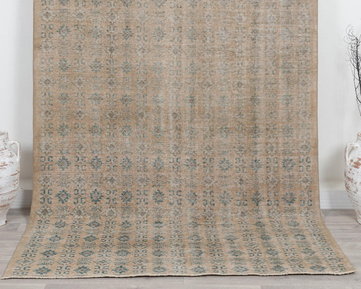 Faded Oushak Rug 5' 7" x 9' | No. VR79628