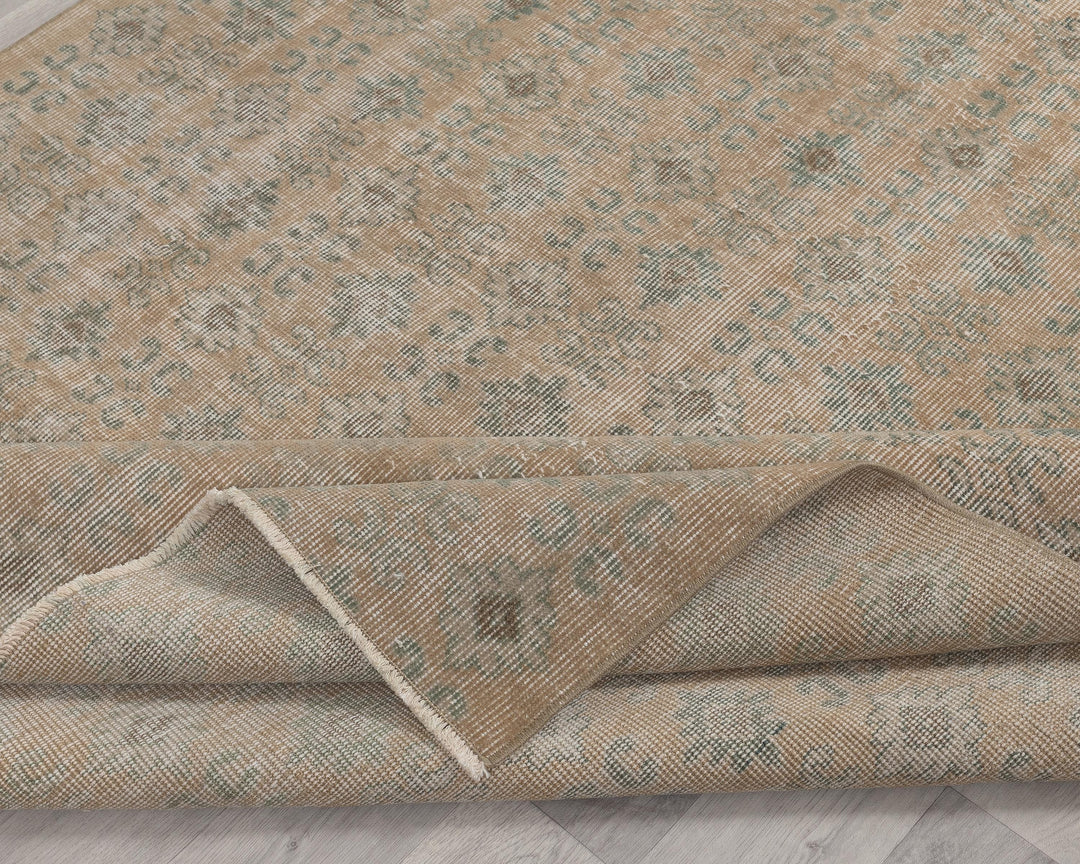Faded Oushak Rug 5' 7" x 9' | No. VR79628