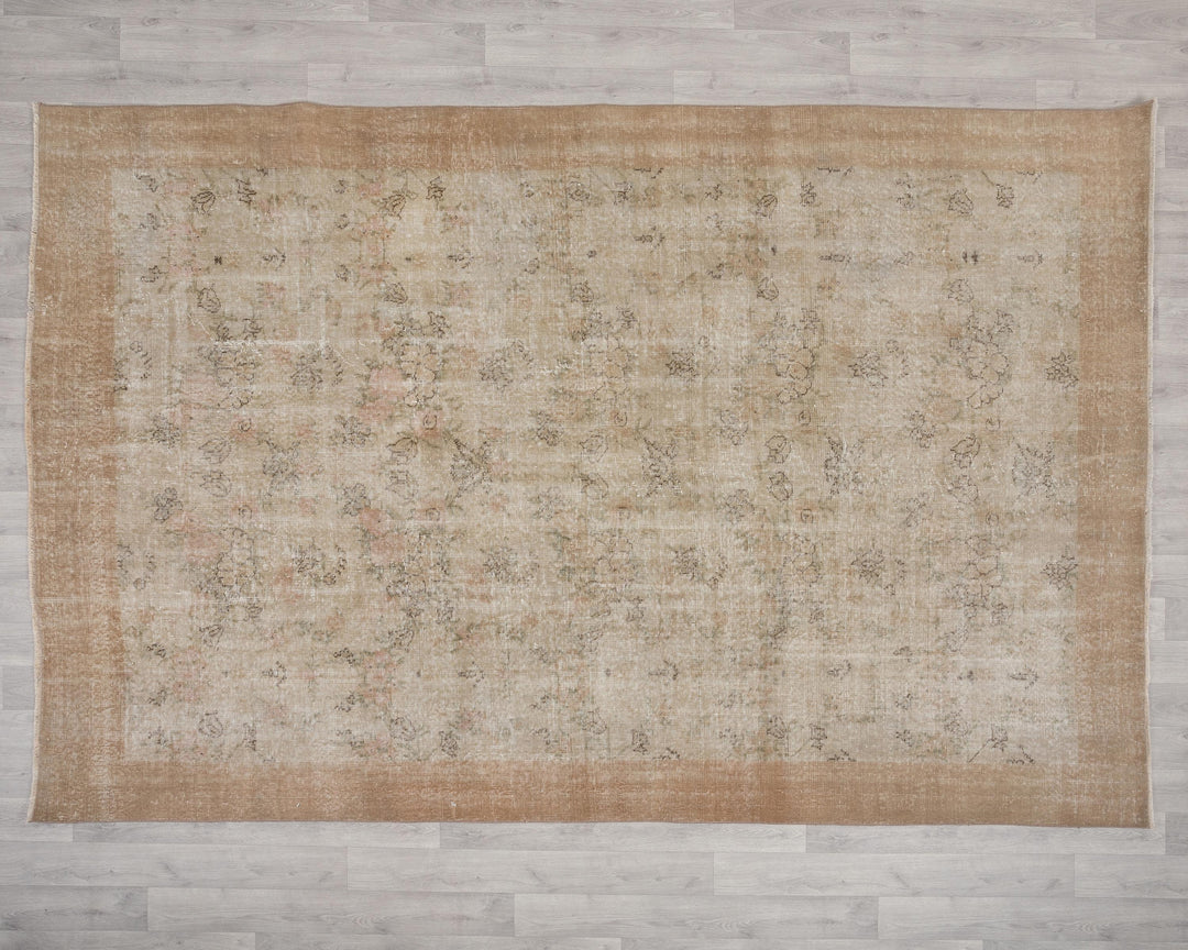 Faded Oushak Rug 6' 11" x 9' 11" | No. VR57638
