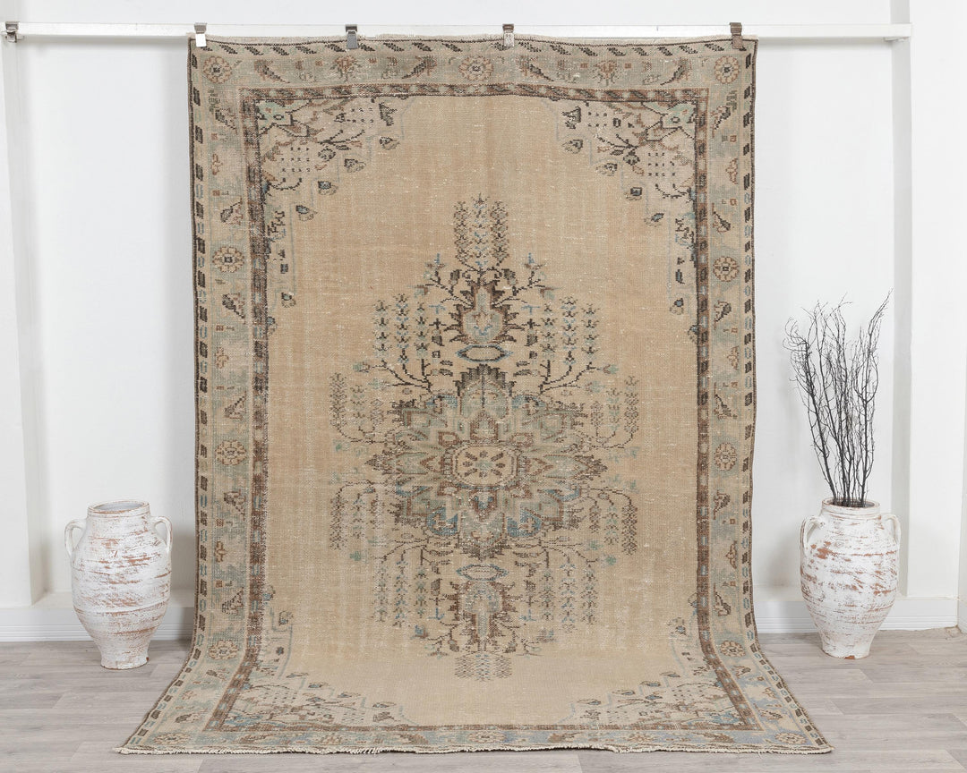Oushak Rug 6' 4" x 9' 4" | No. VR15735