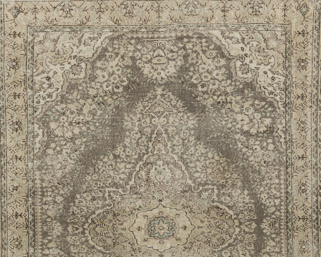 Oushak Rug 6' 11" x 9' 11" | No. VR90936