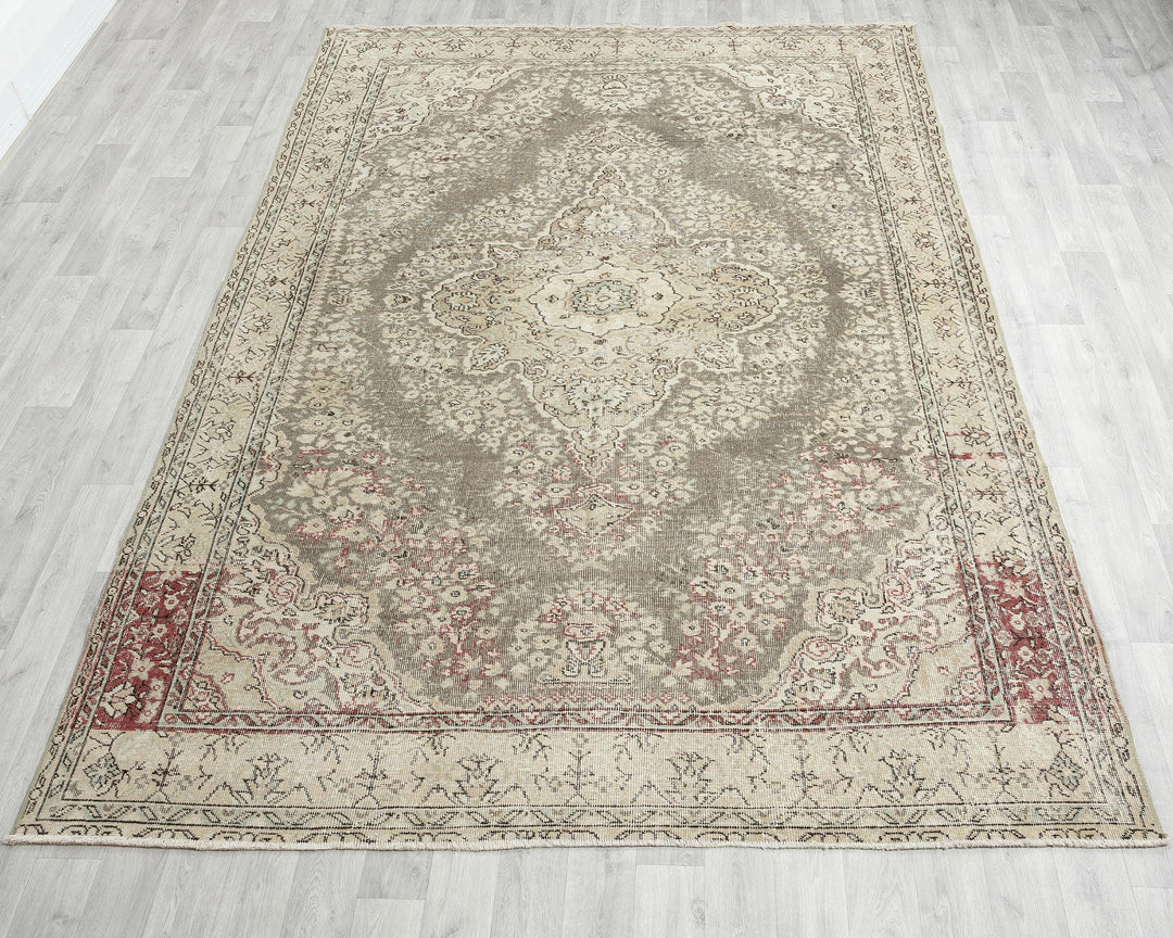 Oushak Rug 6' 11" x 9' 11" | No. VR90936