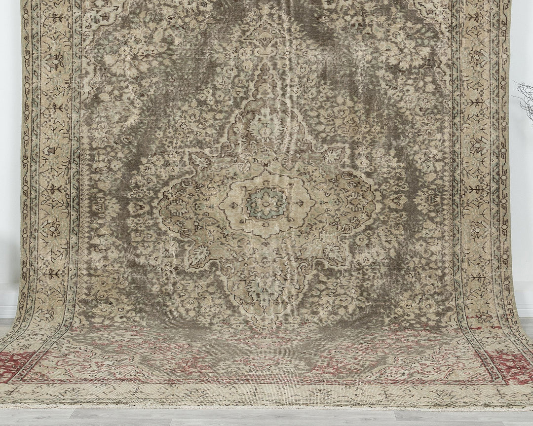 Oushak Rug 6' 11" x 9' 11" | No. VR90936