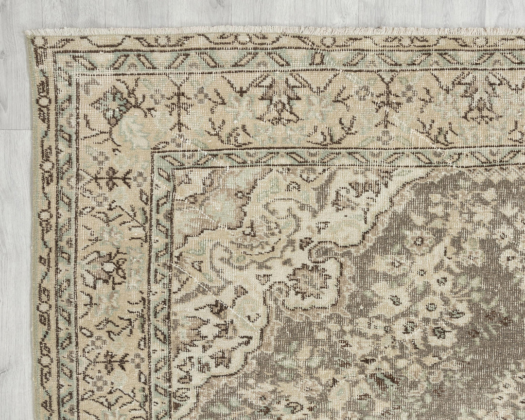 Oushak Rug 6' 11" x 9' 11" | No. VR90936