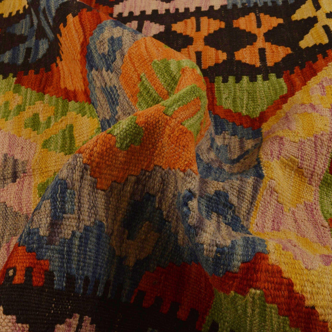 Handmade Turkish Design Wool Kilim 3' 4" x 4' 9" - No. AL70196