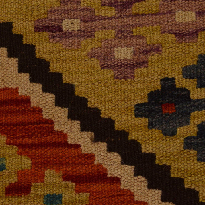 Handmade Vegetable Kilim 5' 10" x 7' 7" - No. AL95151