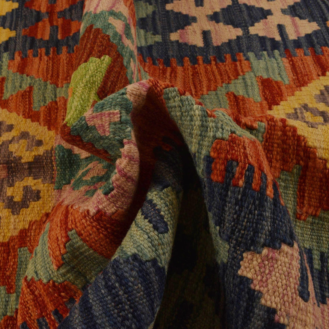 Handmade Vegetable Kilim 3' 4" x 4' 11" - No. AL80148