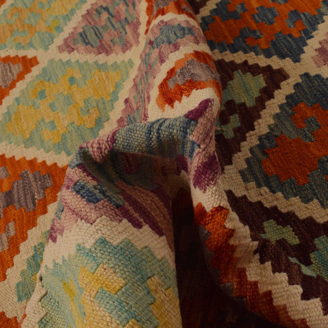Handmade Vegetable Kilim 4' 11" x 6' 7" - No. AL50828