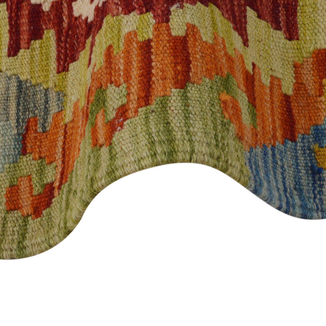 Short Kilim Runner 1' 11" x 5' 0" - No. AL97684