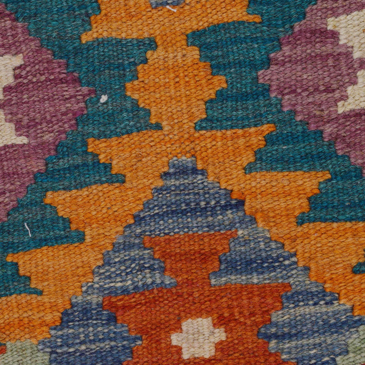 Hand Woven Wool Kelim 2' 9" x 4' 3" - No. AL37245