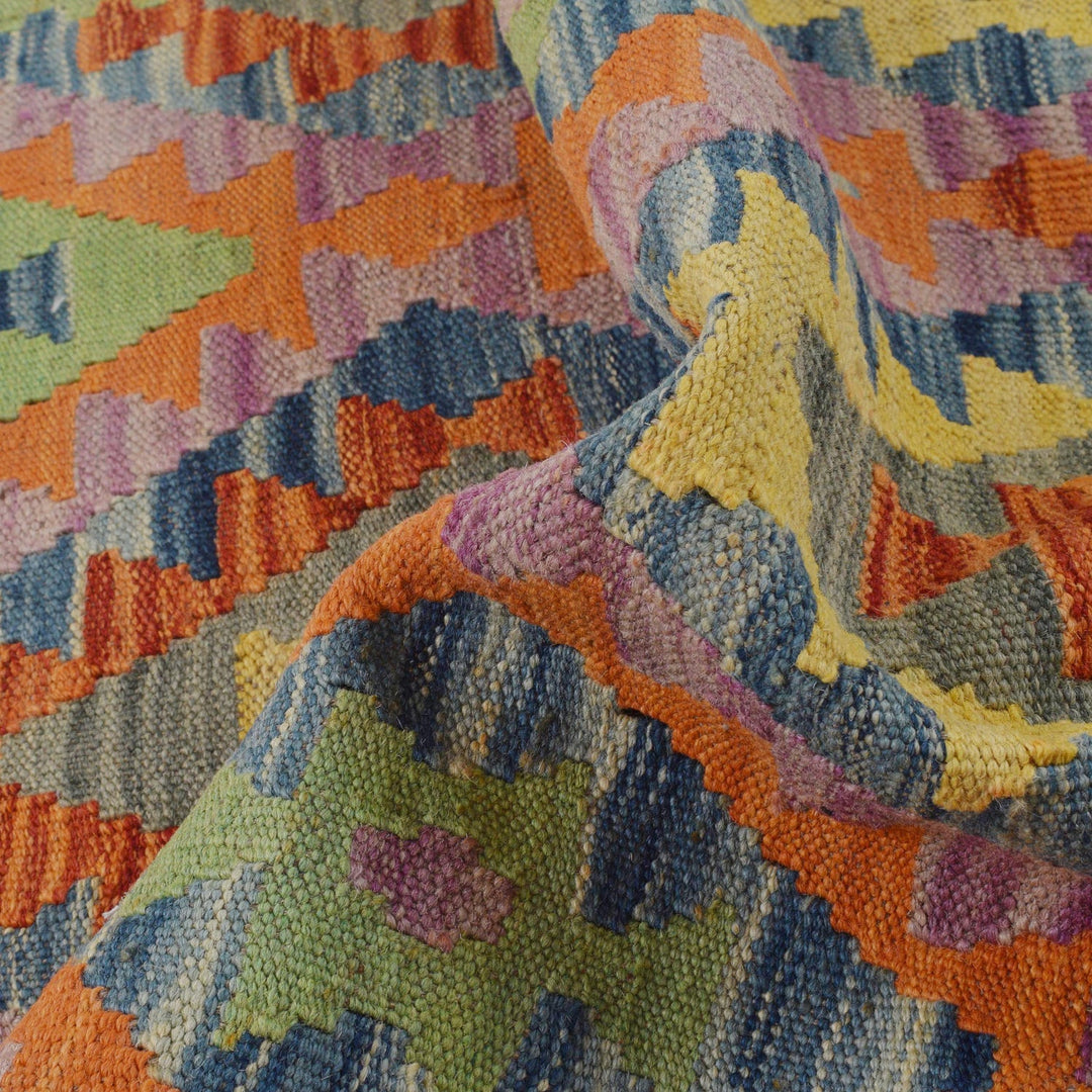 Handmade Turkish Design Wool Kilim 2' 5" x 3' 10" - No. AL93806