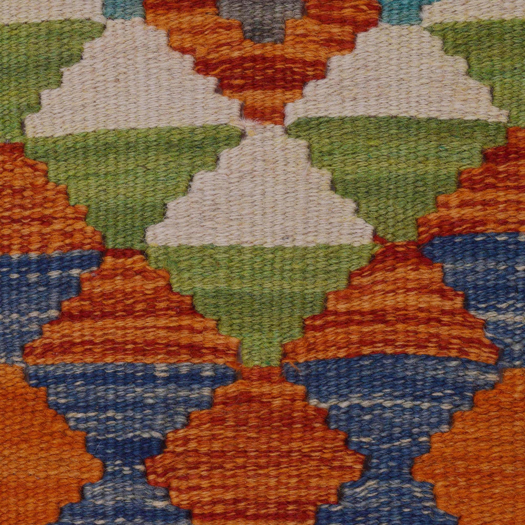 Small Size Chobi Kilim 2' 8" x 4' 1" - No. AL38395