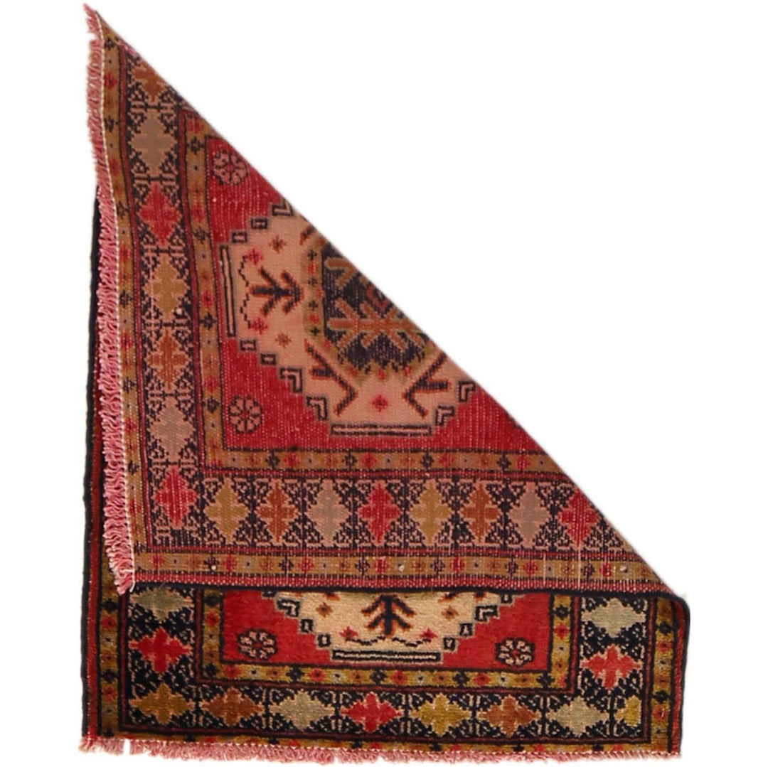 Handmade Foot Mat 2' 1" x 2' 7" - No. AL24190