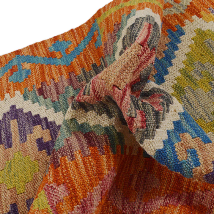 Handmade Turkish Design Wool Kilim Runner 1' 9" x 4' 10" - No. AL33606