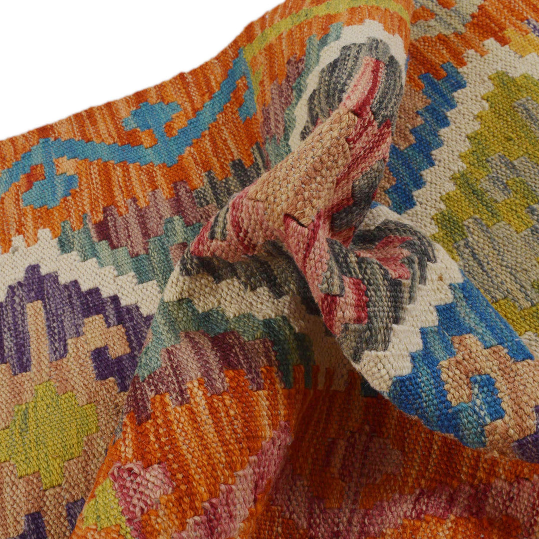 Handmade Turkish Design Wool Kilim Runner 1' 9" x 4' 10" - No. AL33606