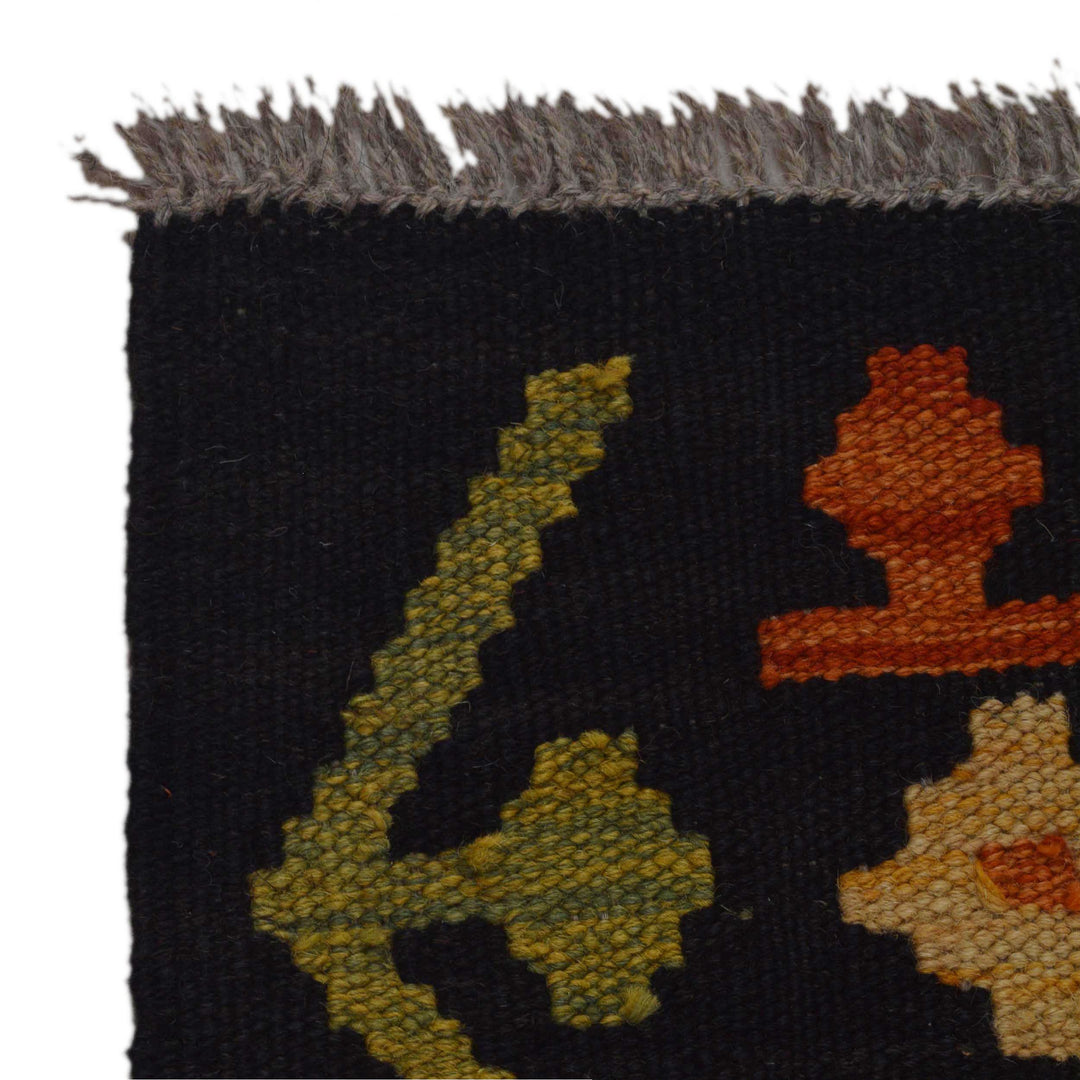 Handmade Vegetable Kilim 2' 7" x 4' 2" - No. AL67664