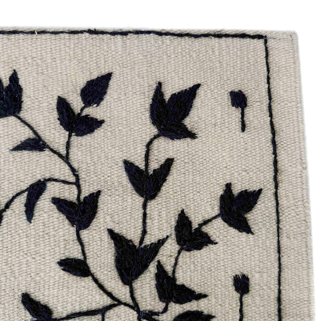 Beige Pakistani Embroidery Kilim Rug 3' 11" x 5' 10" Flat-Weave pattern